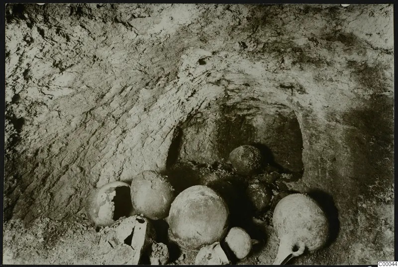 Tomb 314 at Lapithos, Vrysi tou Barba, with pottery vessels in the tomb chamber during excavation