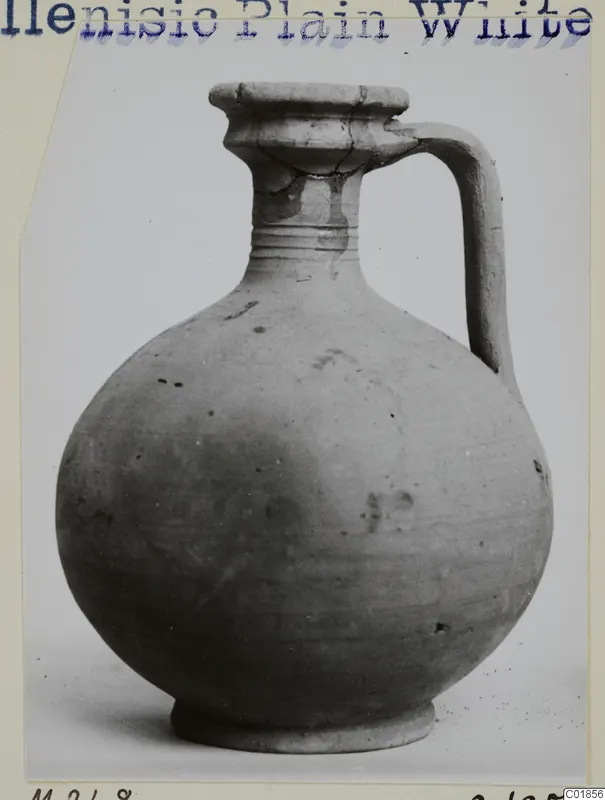 Cypro-Hell.I. jar with a globular body and single strap handle