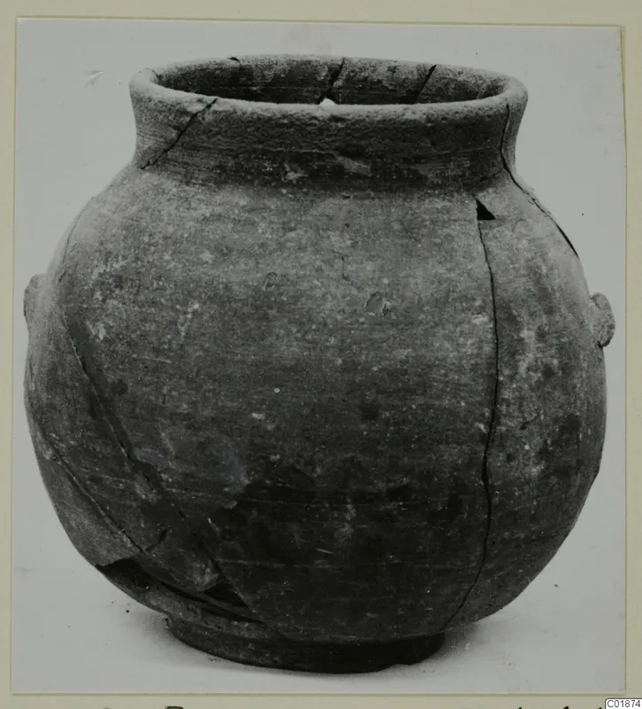 Globular pot with a wide mouth and small handles, a find from Marion