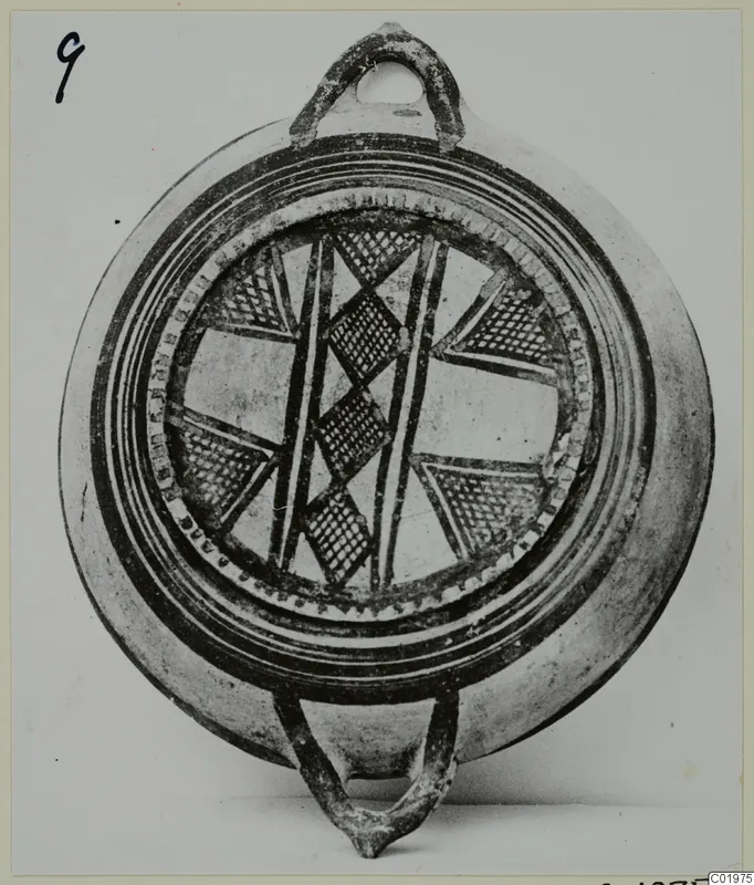 White Painted I bowl from Lapithos, seen from above, with dark painted bands and a cross-hatched central panel
