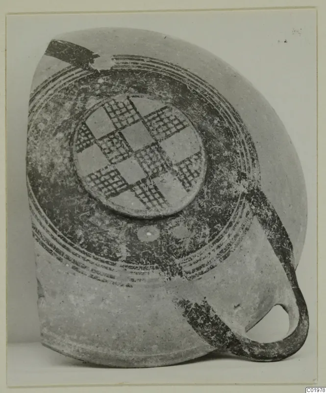 White Painted I bowl from Lapithos, Kastros tombs, with a checkerboard medallion and concentric painted bands