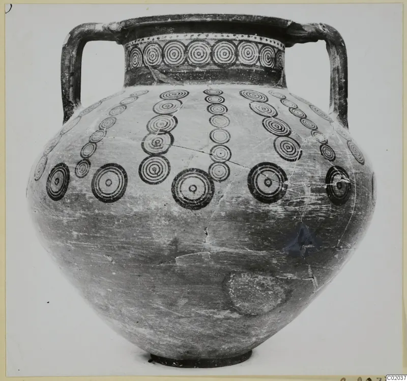 Two-handled jar with concentric circle decoration, from the Marion tomb finds
