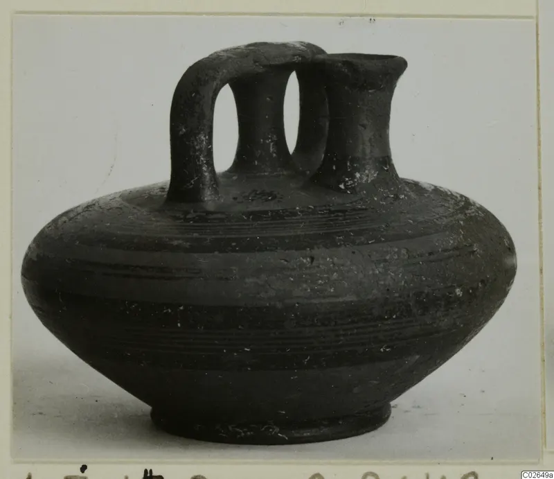 Levanto-Helladic Ware bowl-jar from Ayios Iakovos with two necks, a strap handle and horizontal painted bands