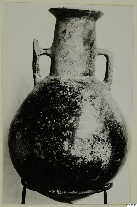 Red Polished II amphora from the Vrysi tou Barba tombs at Lapithos