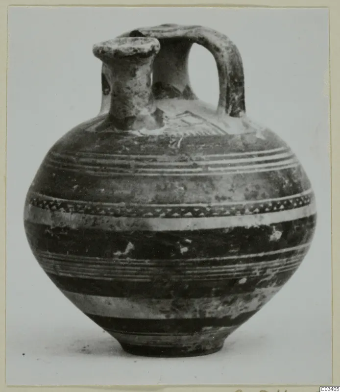 Pottery Levanto-Helladic bowl-jar with a strap handle and banded decoration