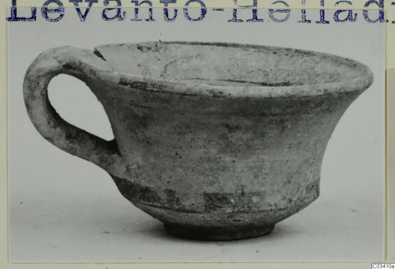Pottery bowl-jar with a single loop handle and flared rim, Levanto-Helladic Ware, seen from the side