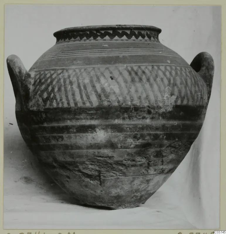 Painted two-handled pottery amphora-crater, Pottery Bichrome IV, with zigzag and lattice bands on its body