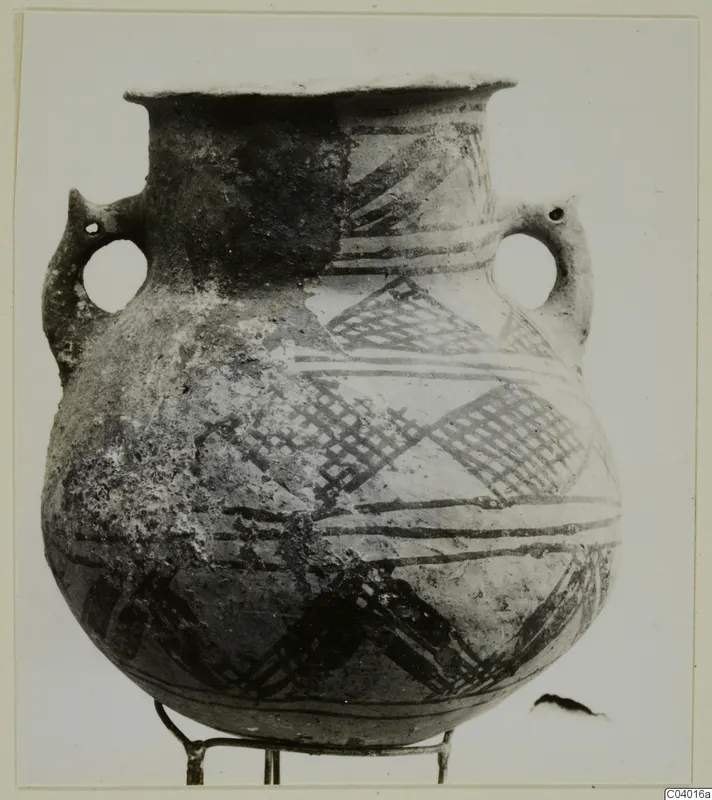 Pottery White Painted III-2 vessel from Lapithos, Vrysi tou Barba tombs, shown on a wire stand