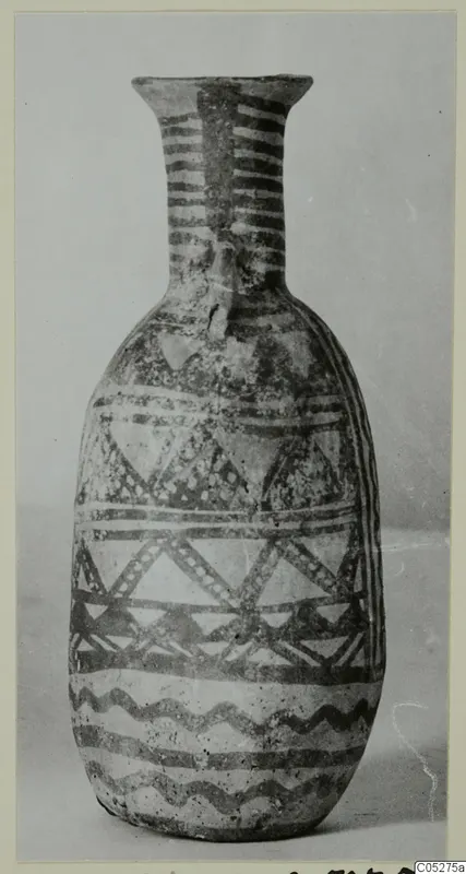 White Painted III-2 bottle from Lapithos, finds from the Vrysi tou Barba tombs, shown in a photograph