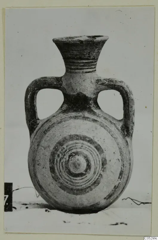 Pottery Bichrome III two-handled vessel with concentric painted circles, from Lapithos