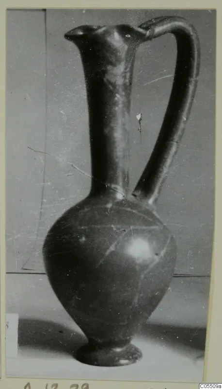 Jug with a trefoil mouth, single strap handle and ring foot, from Amathus tombs 10–26.