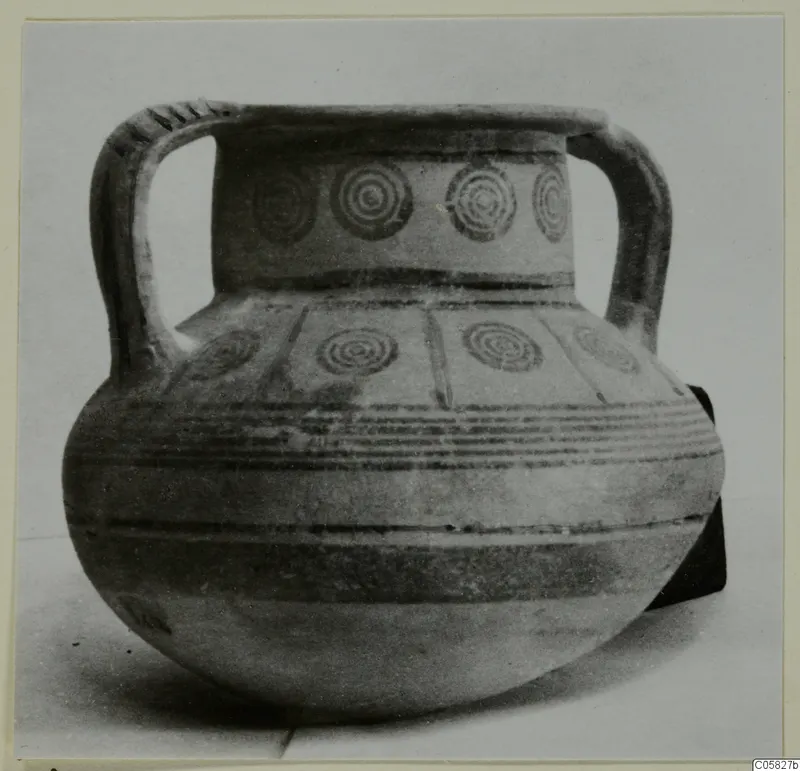 Two-handled pottery jar from Idalion, decorated with concentric circles and horizontal bands