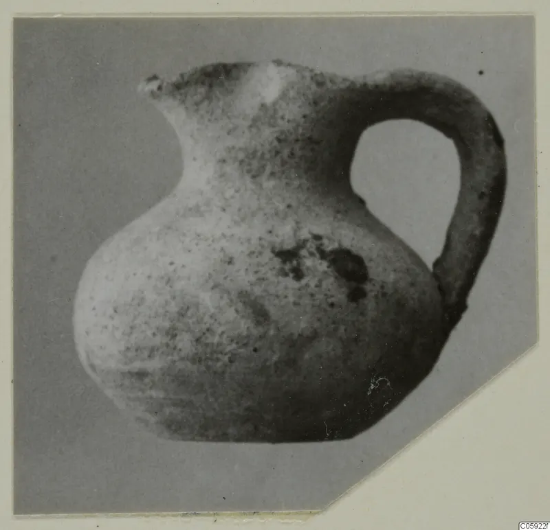 Small jug with a single loop handle, Plain White ware, from Idalion