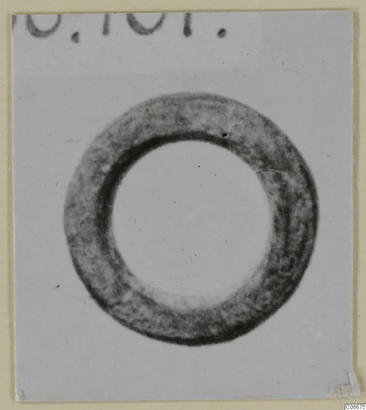 Bronze ring, a personal adornment from Soli, shown face-on against a pale background
