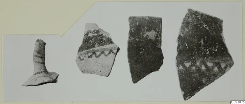 Lev. Hell. sherds: four pottery fragments with painted bands, zigzag and triangle patterns