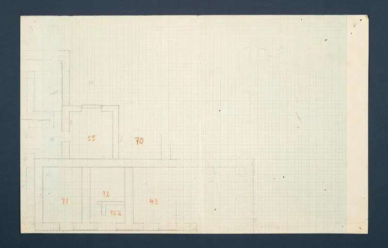 Plan of Vouni, one of eight parts at scale 1:100, showing outlined rooms and walls on squared paper.