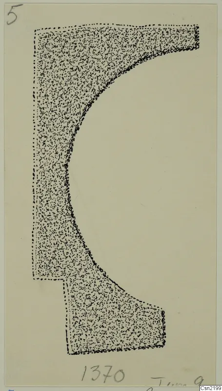 Drawing of a curved bronze mounting fragment from Idalion, shown in outline with dotted stippling.