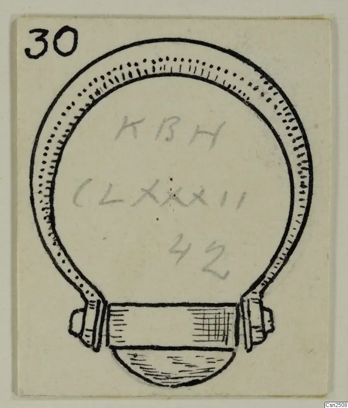 Field drawing of a silver hoop-shaped object with a dotted band and a rectangular plate with a half-disc element at its base