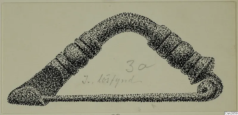 Field drawing of a bronze personal adornment: a curved bar with ribbed sections and a coiled end, stray find.