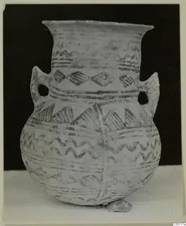 Pottery White Painted III-2 vessel from Amathus, with two handles and dark painted bands