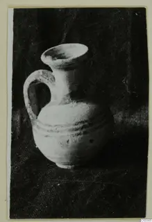 Pottery White Painted II jug from Lapithos, Kastros tombs, with one handle and dark painted bands