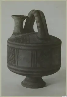 Pottery White Painted I amphora from Lapithos, Kastros tombs, with dark painted bands and lattice panels