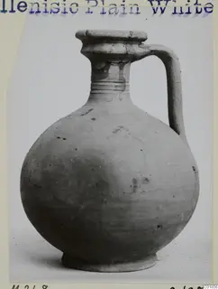 Cypro-Hell.I. jar with a globular body and single strap handle