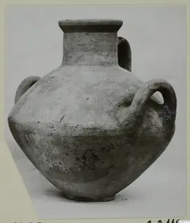 Pottery hydria from Marion with a flared rim and handles on the shoulder.