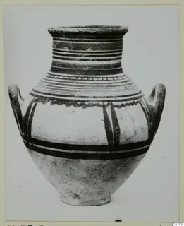 Two-handled jar, Pottery Bichrome V amphora from Marion, with dark bands and wavy line decoration