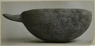 Black Slip Ware bowl with a horizontal handle at Ayios Iakovos, seen from the side