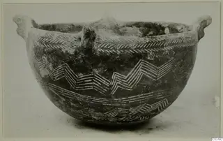 Red Polished III bowl with two side handles and pale incised zigzag and chevron decoration