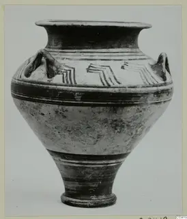 Bowl-jar in Levanto-Helladic Ware from Enkomi, with two handles and dark painted zigzag bands