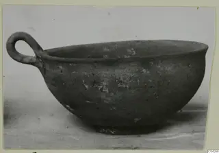 Levanto-Helladic Ware bowl-jar with a single loop handle, from Enkomi