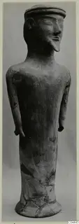 Terracotta standing human figure with a flat cap, long neck and arms at its sides, Terracotta Minor Plastic 3