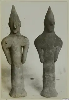 Two standing terracotta figurines photographed side by side, Terracotta Minor Plastic 3