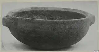 Pottery bowl with two horizontal handles, from Amathus