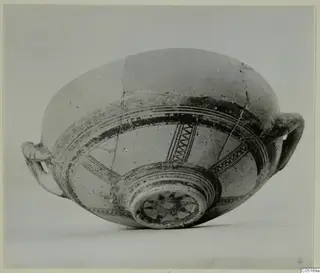 White Painted I bowl from Lapithos with two side handles, painted bands and radiating zigzag panels