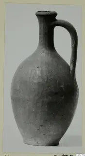 Single-handled jug from Cypro-Hell. I, with a long neck and rounded body