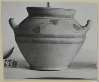 Pottery White Painted VII vessel, M.52.Dr.2, with two small handles and painted bands