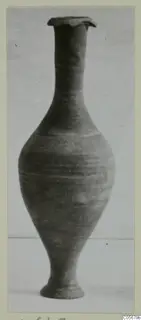 Cypro-Hell.I. vessel: tall vessel with a narrow neck, wavy flared rim and ring foot