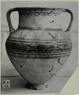 White Painted I amphora from Amathus with two handles and dark painted bands