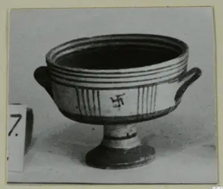 Footed bowl with two small handles and dark painted bands, Pottery Bichrome III from Amathus