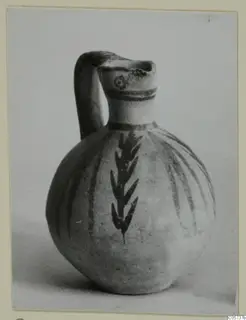 Round-bodied painted juglet with a loop handle, Pottery Bichrome V