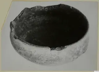Pottery Coarse Ware J.III2: open bowl with a broken rim, seen at an angle from above