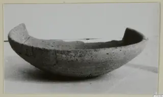 Pottery Plain White IV-V bowl from Idalion, side view