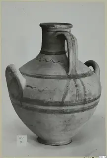 Pottery vessel, White Painted VI, from Vouni, with two handles and dark painted bands