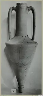 Plain White VII amphora from Vouni with two handles and a pointed base