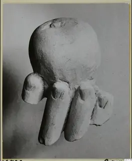 Limestone sculpture fragment of a hand with fingers, from Vouni