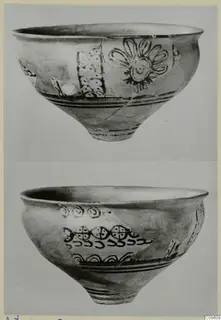 Two views of a Levanto-Helladic bowl-jar with dark painted flower, dot-panel and band decoration