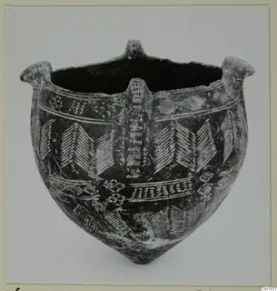 Red Polished I bowl from Vounous with incised chevron and banded decoration and rim lugs